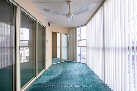 Photo 7 at 405 - 705 King Street W, Niagara, Toronto