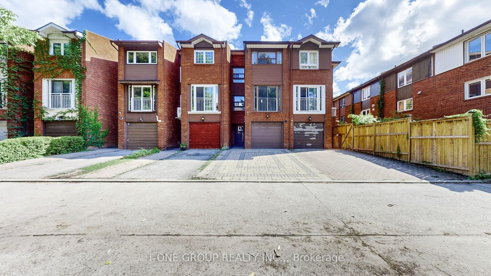 632 Adelaide Street W, Niagara, Toronto 
