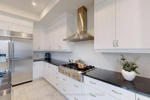 Photo 9 at 100 Ballantyne Boulevard, Vellore Village, Vaughan