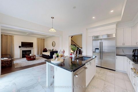 Photo 10 at 100 Ballantyne Boulevard, Vellore Village, Vaughan