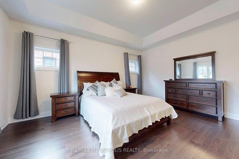 Photo 20 at 100 Ballantyne Boulevard, Vellore Village, Vaughan