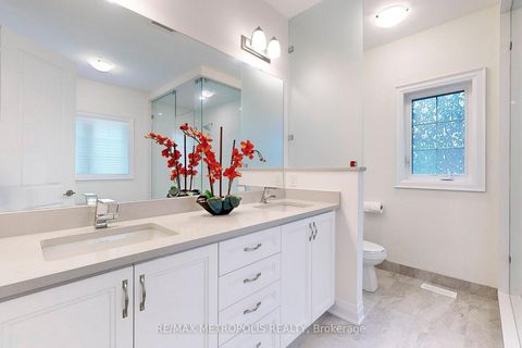 Photo 21 at 100 Ballantyne Boulevard, Vellore Village, Vaughan