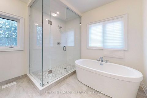 Photo 22 at 100 Ballantyne Boulevard, Vellore Village, Vaughan