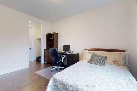Photo 28 at 100 Ballantyne Boulevard, Vellore Village, Vaughan