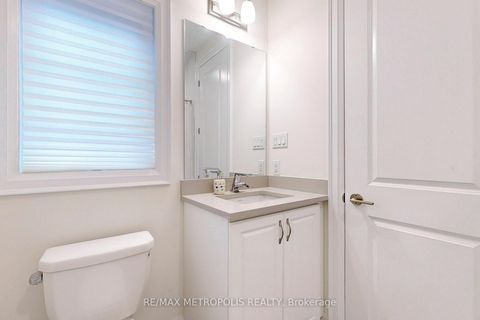 Photo 31 at 100 Ballantyne Boulevard, Vellore Village, Vaughan