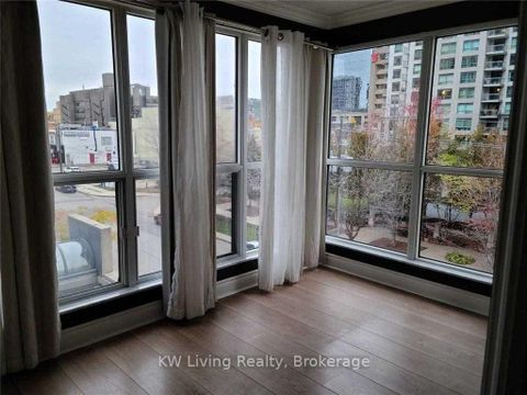 Photo 8 at 411 - 28 Hollywood Avenue, Willowdale East, Toronto