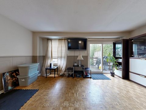 Photo 7 at 80 Hord Crescent, Lakeview Estates, Vaughan