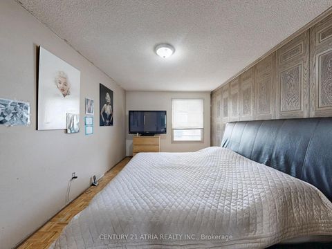 Photo 13 at 80 Hord Crescent, Lakeview Estates, Vaughan