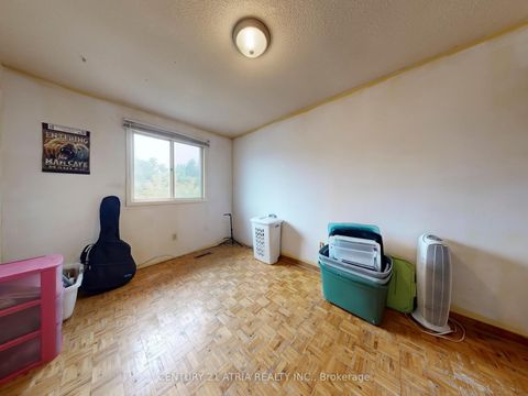 Photo 16 at 80 Hord Crescent, Lakeview Estates, Vaughan