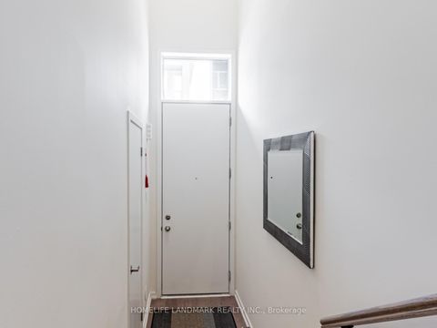 Photo 2 at 25 Origin Way, Patterson, Vaughan