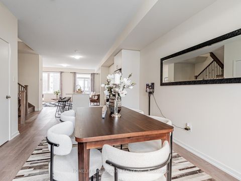 Photo 4 at 25 Origin Way, Patterson, Vaughan