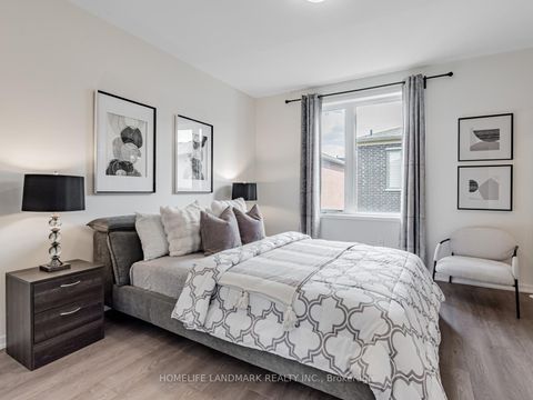 Photo 29 at 25 Origin Way, Patterson, Vaughan