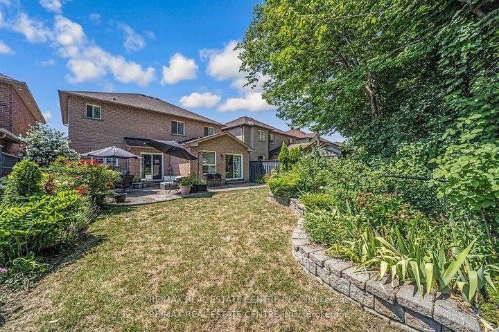 Photo 47 at 19 Hollowgrove Boulevard, Vales of Castlemore, Brampton