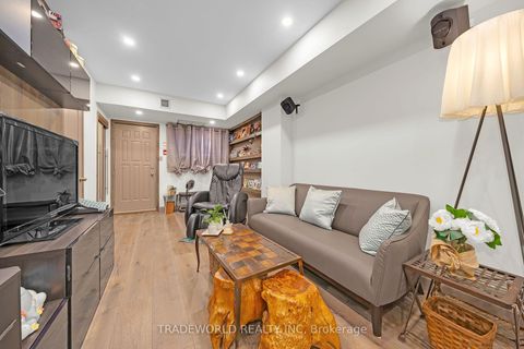 Photo 3 at 21 Dundonald Street, Yonge Corridor, Toronto