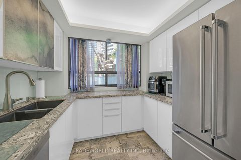 Photo 16 at 21 Dundonald Street, Yonge Corridor, Toronto