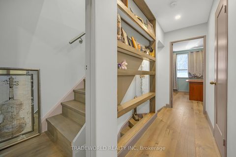 Photo 20 at 21 Dundonald Street, Yonge Corridor, Toronto