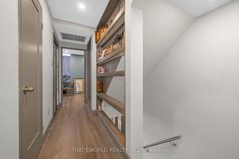 Photo 21 at 21 Dundonald Street, Yonge Corridor, Toronto