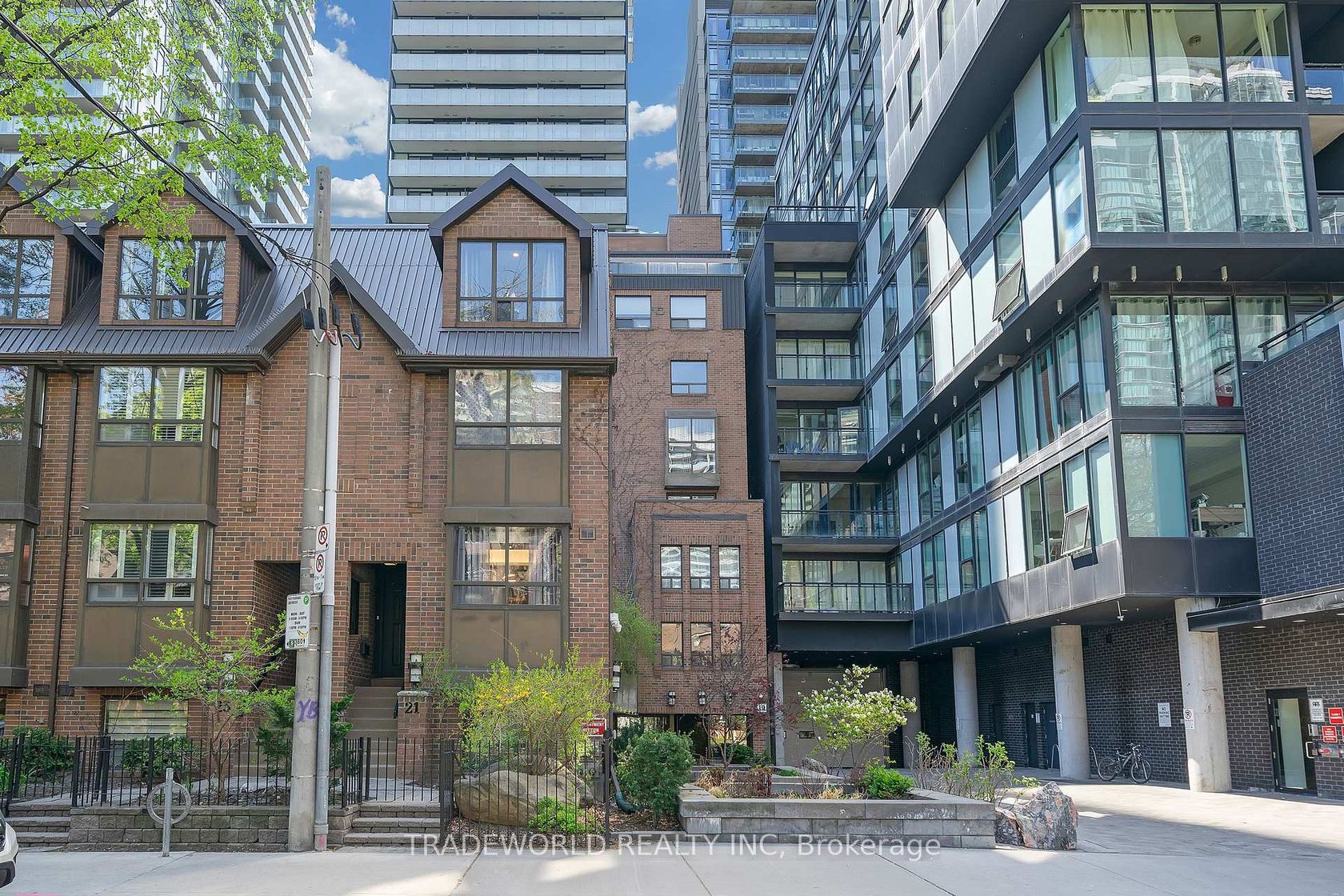 21 Dundonald Street, Yonge Corridor, Toronto 