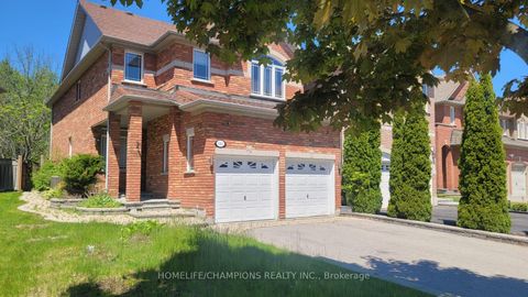 Photo 1 at 142 Estate Garden Avenue, Oak Ridges, Richmond Hill