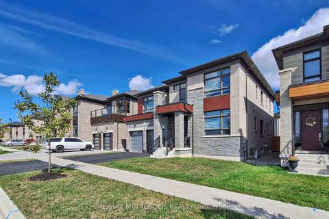 Photo 1 at 163 Ballantyne Boulevard, Vellore Village, Vaughan
