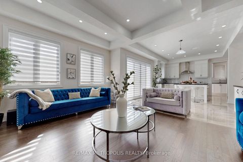 Photo 4 at 163 Ballantyne Boulevard, Vellore Village, Vaughan