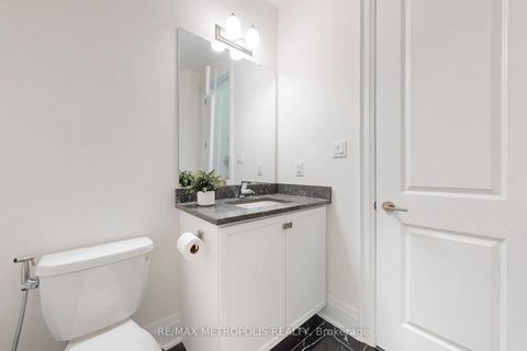 Photo 21 at 163 Ballantyne Boulevard, Vellore Village, Vaughan