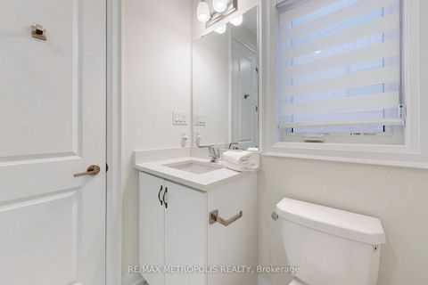 Photo 38 at 163 Ballantyne Boulevard, Vellore Village, Vaughan