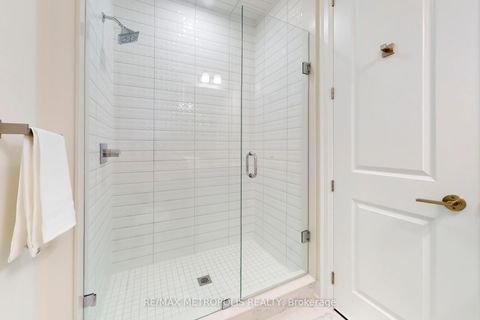 Photo 39 at 163 Ballantyne Boulevard, Vellore Village, Vaughan