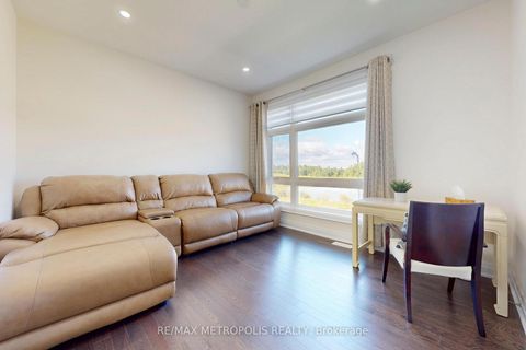 Photo 44 at 163 Ballantyne Boulevard, Vellore Village, Vaughan