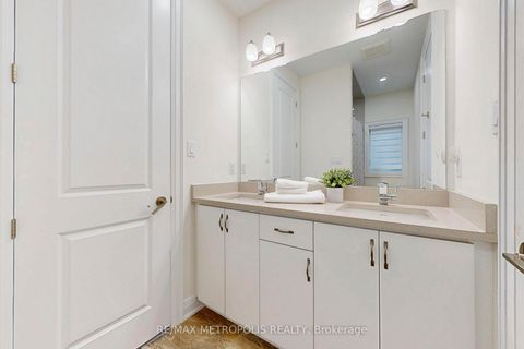 Photo 45 at 163 Ballantyne Boulevard, Vellore Village, Vaughan