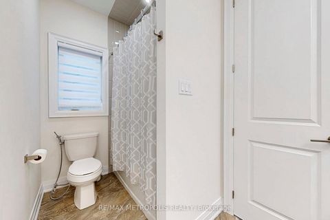 Photo 46 at 163 Ballantyne Boulevard, Vellore Village, Vaughan