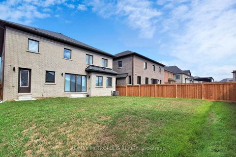 Photo 47 at 163 Ballantyne Boulevard, Vellore Village, Vaughan