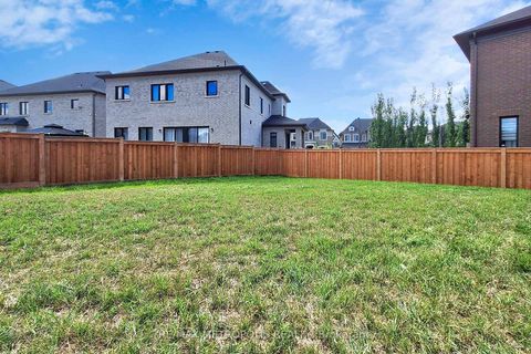 Photo 49 at 163 Ballantyne Boulevard, Vellore Village, Vaughan