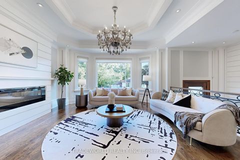 Photo 2 at 122 Parkview Avenue, Willowdale East, Toronto