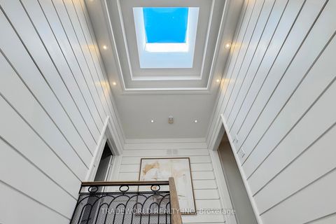 Photo 20 at 122 Parkview Avenue, Willowdale East, Toronto