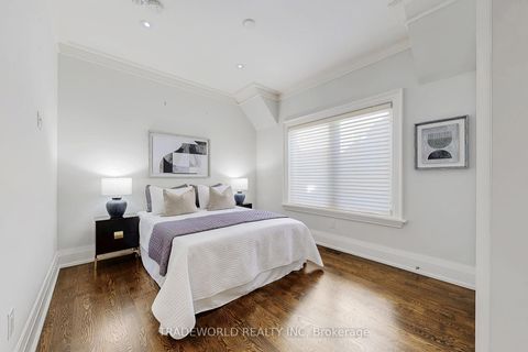 Photo 25 at 122 Parkview Avenue, Willowdale East, Toronto