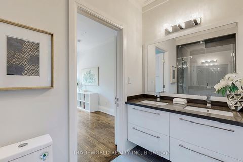 Photo 26 at 122 Parkview Avenue, Willowdale East, Toronto