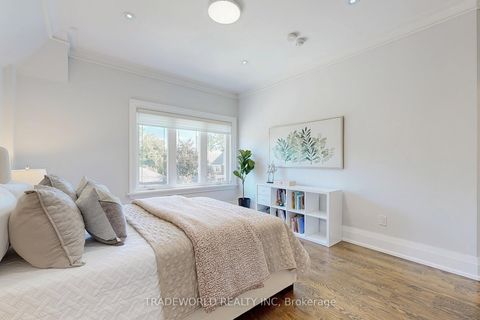 Photo 29 at 122 Parkview Avenue, Willowdale East, Toronto