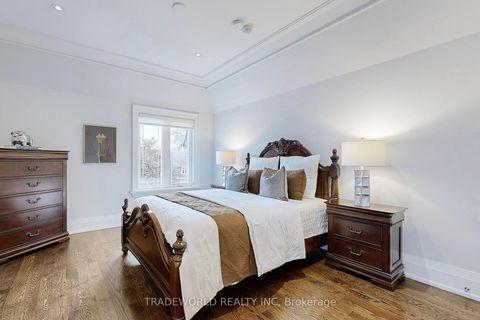 Photo 30 at 122 Parkview Avenue, Willowdale East, Toronto