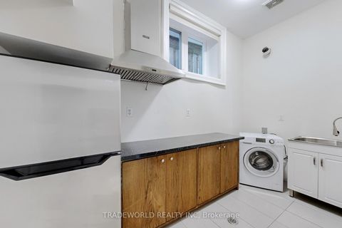 Photo 38 at 122 Parkview Avenue, Willowdale East, Toronto