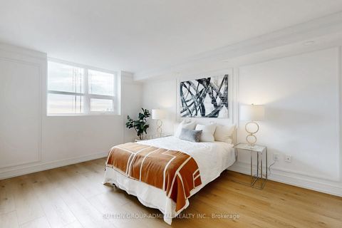 Photo 12 at 901 - 7601 Bathurst Street, Yorkhill, Vaughan