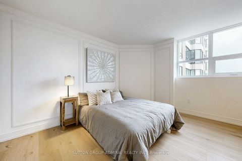 Photo 16 at 901 - 7601 Bathurst Street, Yorkhill, Vaughan
