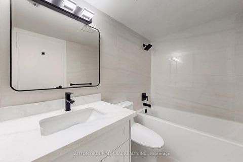 Photo 19 at 901 - 7601 Bathurst Street, Yorkhill, Vaughan