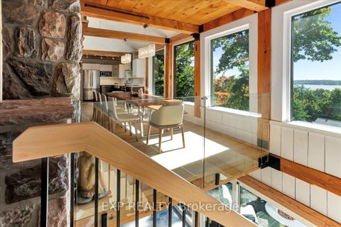 Photo 13 at 11 Crestwood Drive, North Shore, Barrie