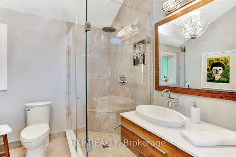 Photo 22 at 11 Crestwood Drive, North Shore, Barrie