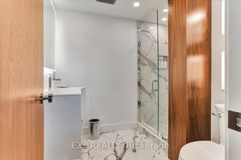 Photo 33 at 11 Crestwood Drive, North Shore, Barrie