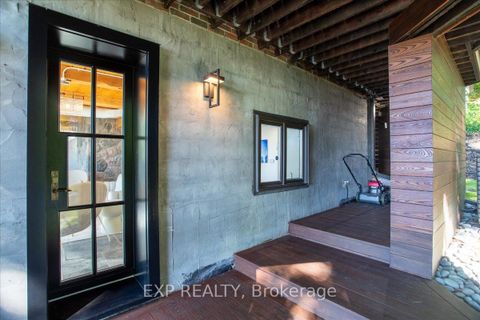 Photo 38 at 11 Crestwood Drive, North Shore, Barrie