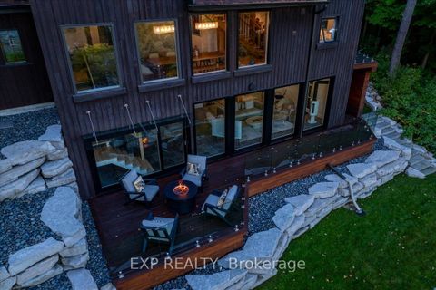 Photo 41 at 11 Crestwood Drive, North Shore, Barrie