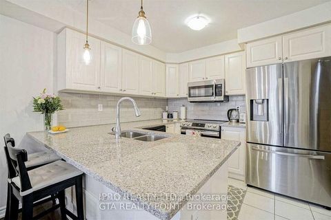 Photo 12 at 224 Sarah Cline Drive, GO Glenorchy, Oakville