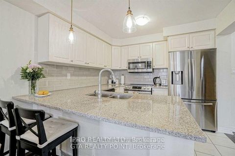 Photo 13 at 224 Sarah Cline Drive, GO Glenorchy, Oakville